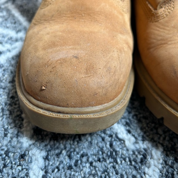 Classic Timberland Tan High Work Utility Boots with Padded Ankle Collar - Picture 7 of 8